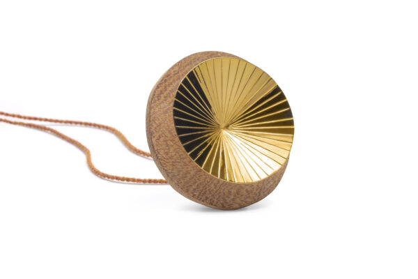 Collar SOL