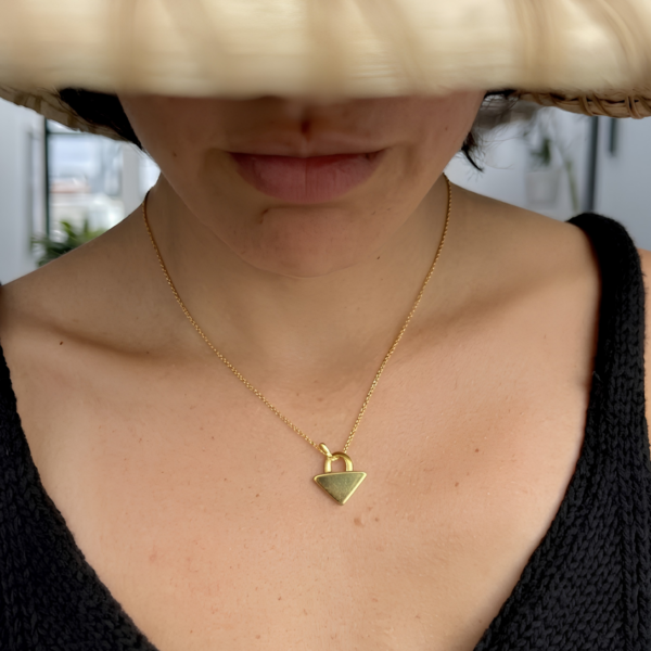 Collar SER dorado