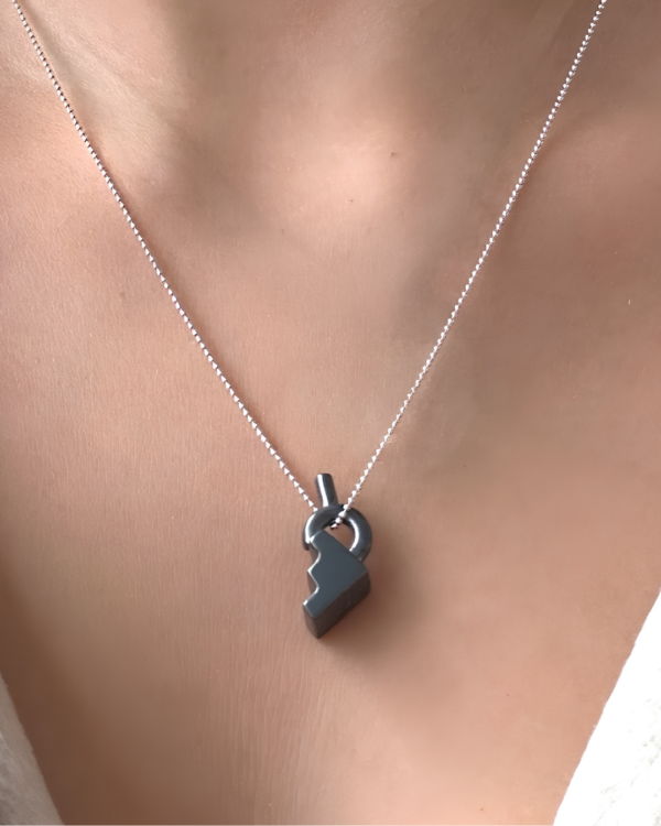 Collar GRADERIA negro