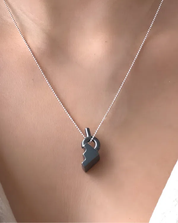 Collar GRADERIA negro