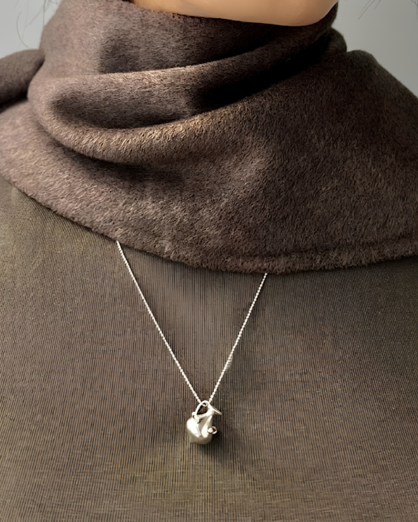 Collar URPU plateado