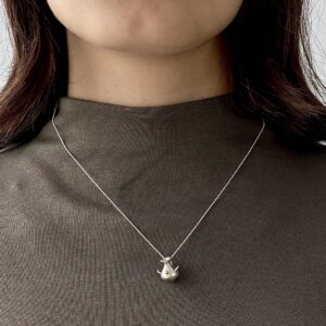 Collar URPU plateado