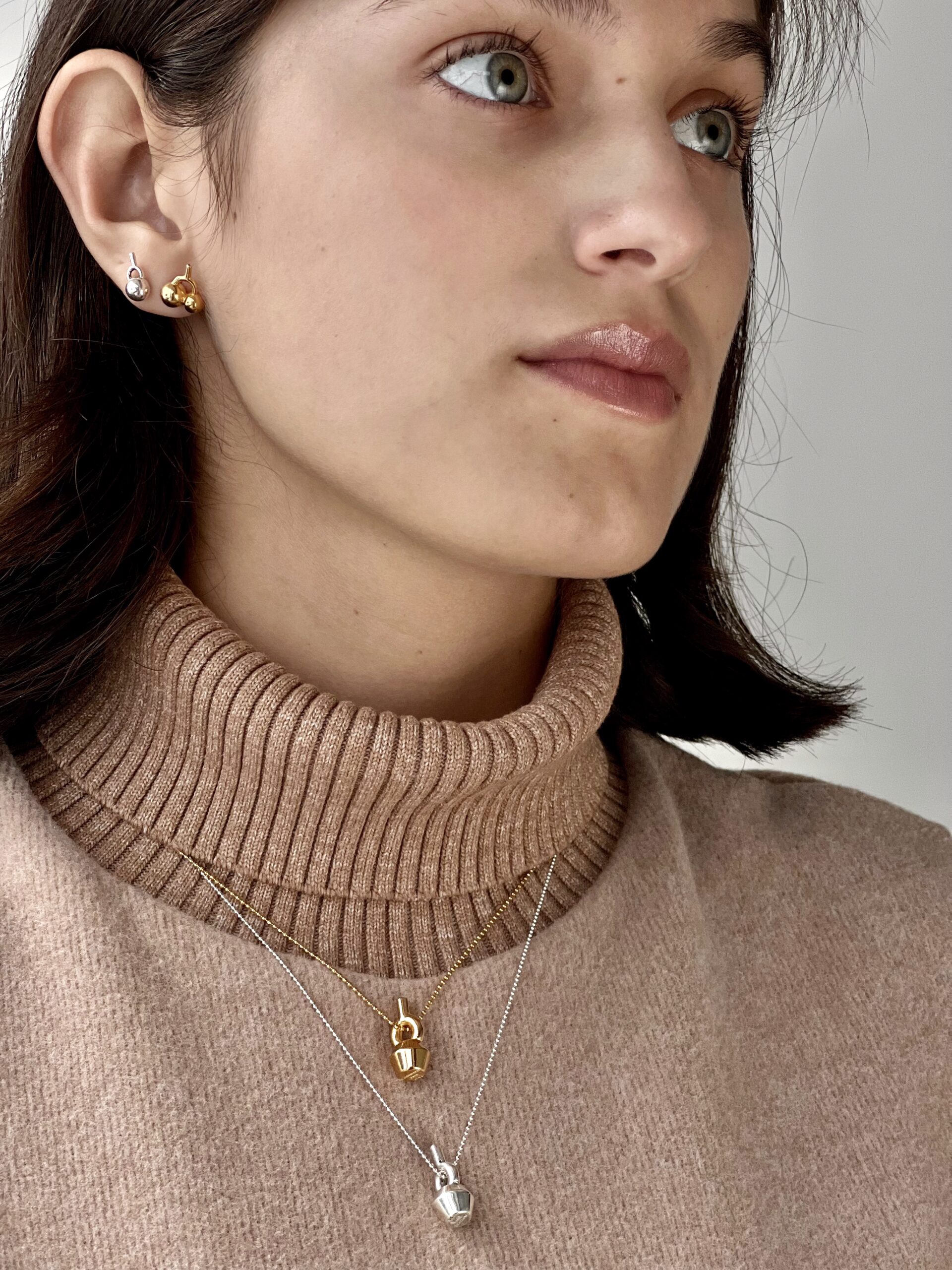 Collar BICONO dorado